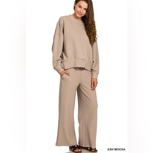 Zenana Ribbed Round Neck Pullover and Drawstring Pants Set 10010021335